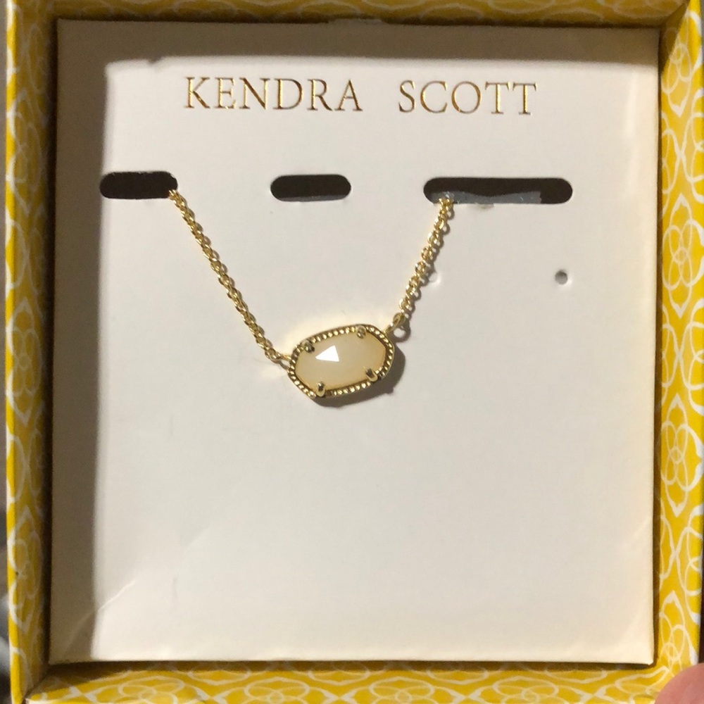 Kendra Scott Elisa Pendant Necklace